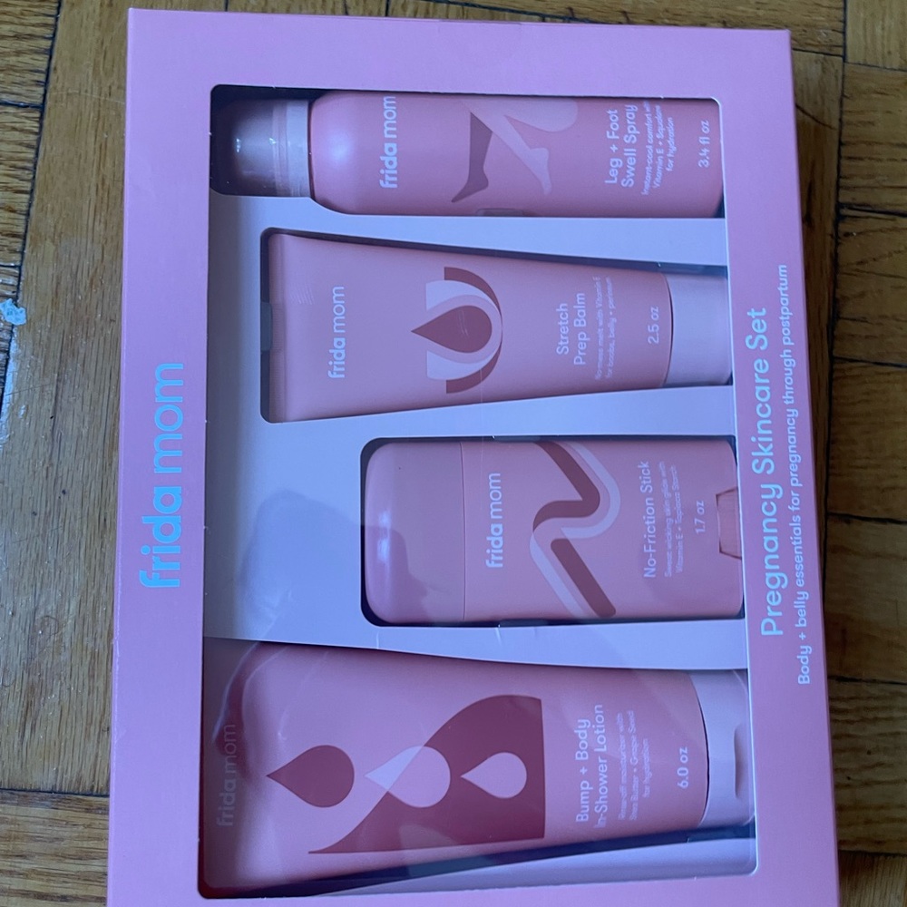 Frida mom pregnancy skin care kit